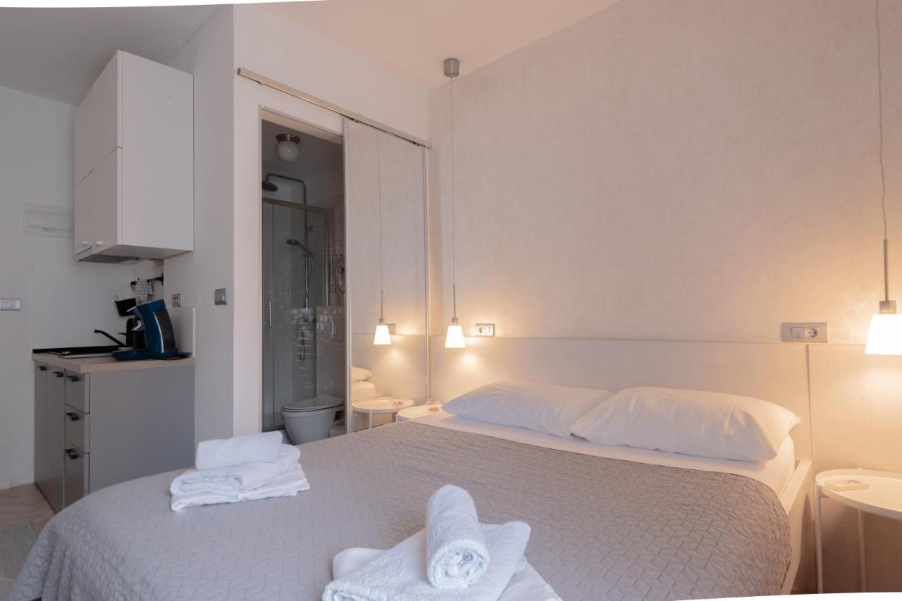 PUY L&B Old Town Studio Apartments מראה חיצוני תמונה